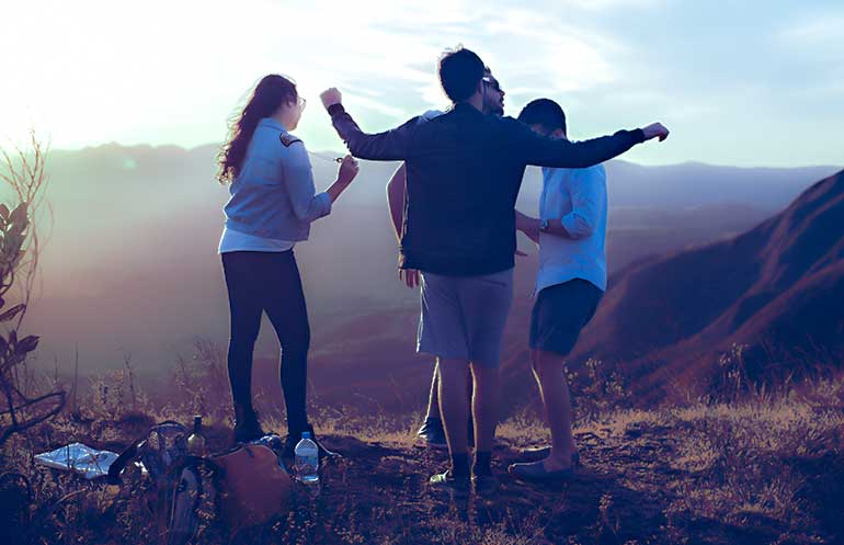 Exploring the World: Where Journeys Create Lasting Friendships